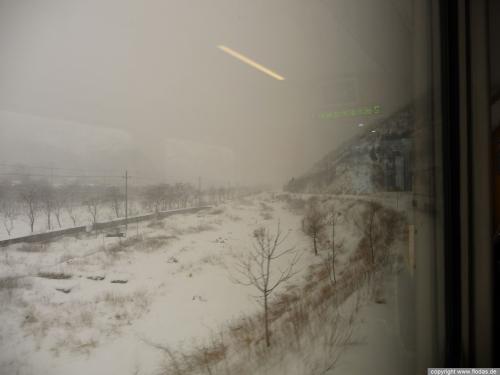 Die Mauer im Schnee