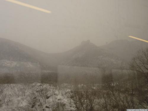 Die Mauer im Schnee