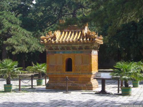 Ming-Grber und Schlucht