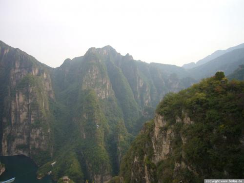 Ming-Grber und Schlucht